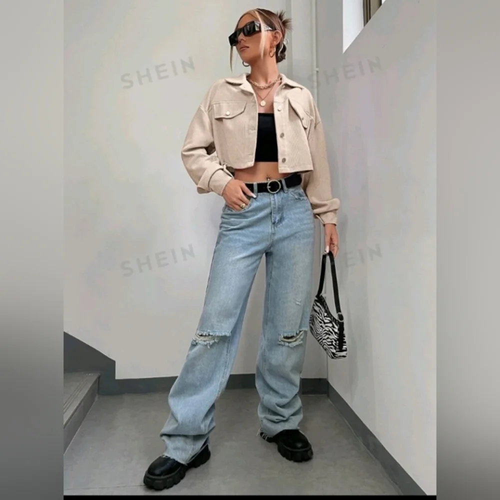 Like new cropped corduroy jacket - Picture 4 of 11